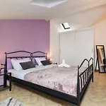 Sea View Apartment Melani